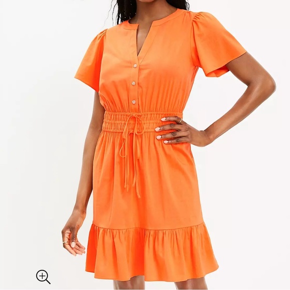 LOFT Dresses & Skirts - LOFT Petite Smocked Tie Waist Flounce Dress